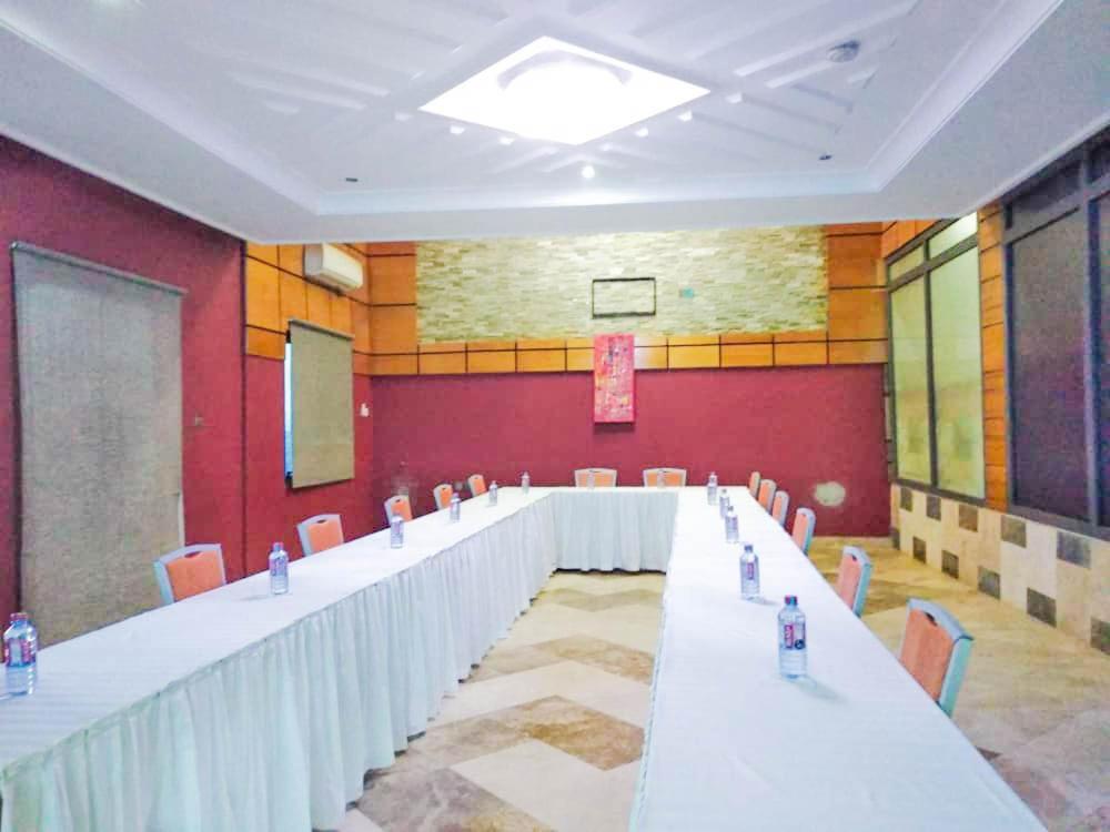 Triple Hill Hotel Weija Luaran gambar