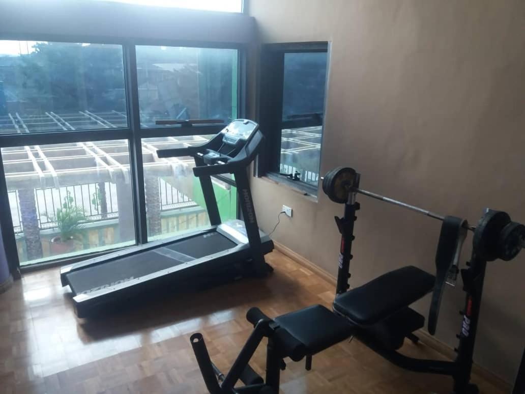 Triple Hill Hotel Weija Luaran gambar