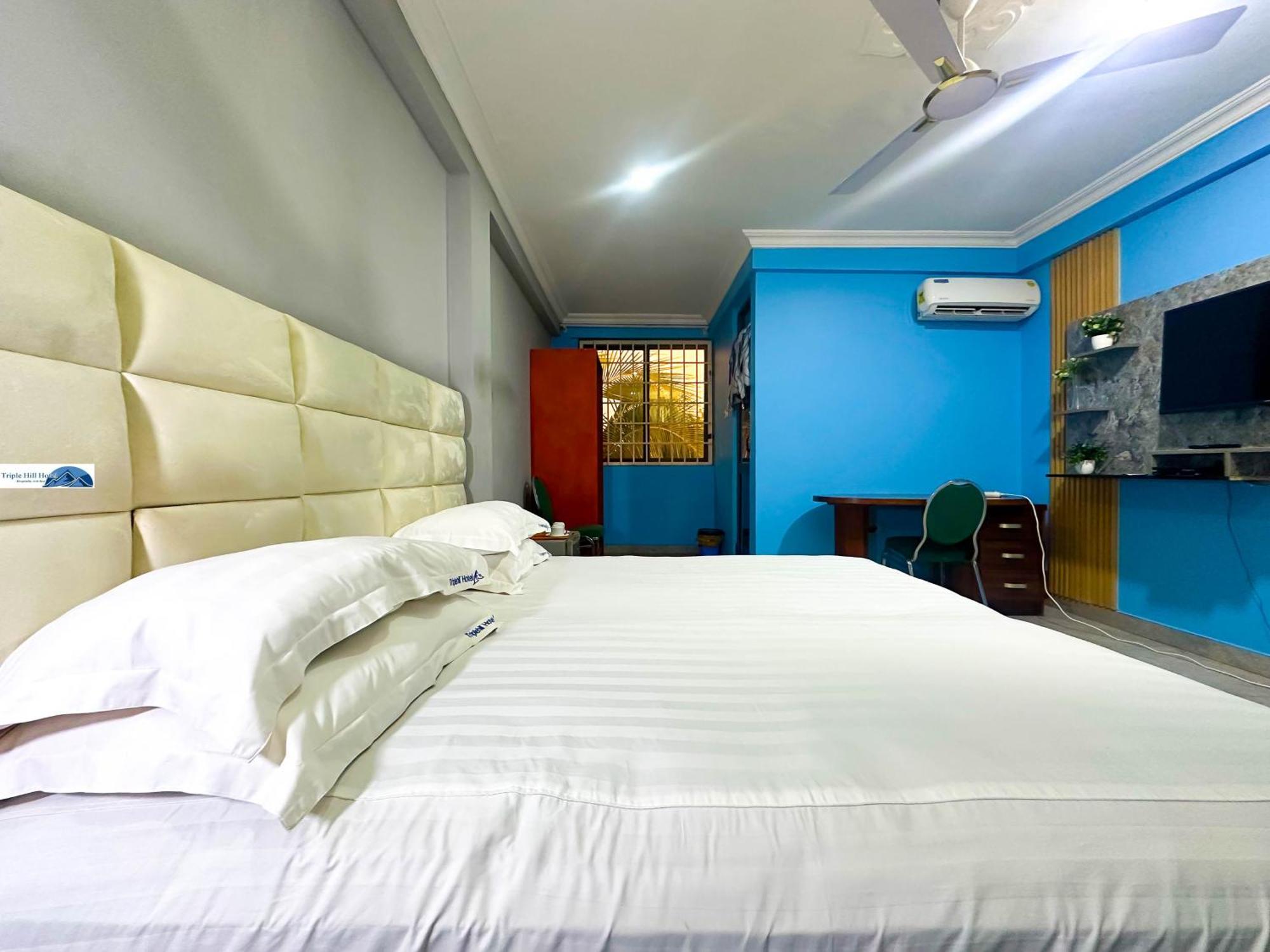 Triple Hill Hotel Weija Luaran gambar
