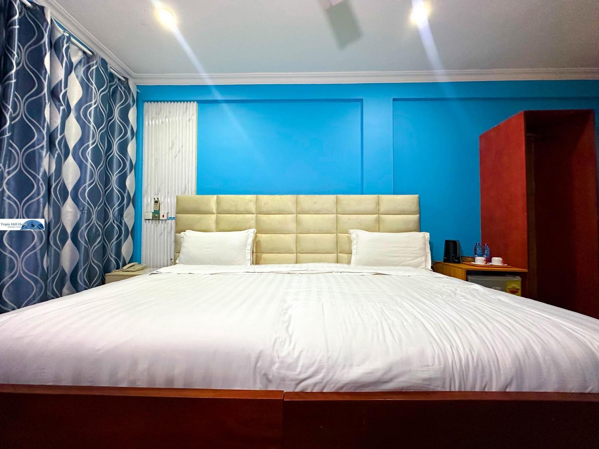 Triple Hill Hotel Weija Luaran gambar