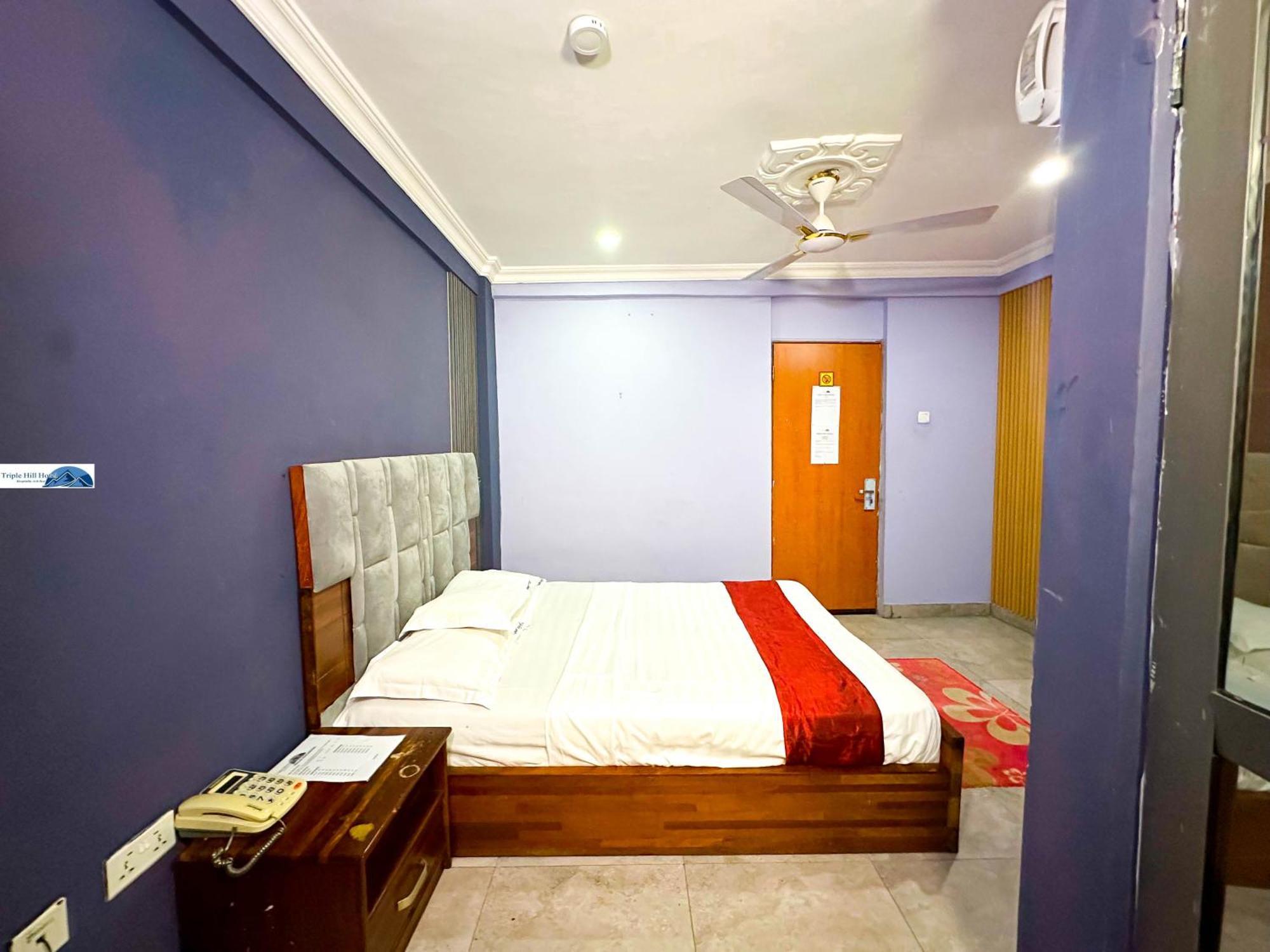 Triple Hill Hotel Weija Luaran gambar