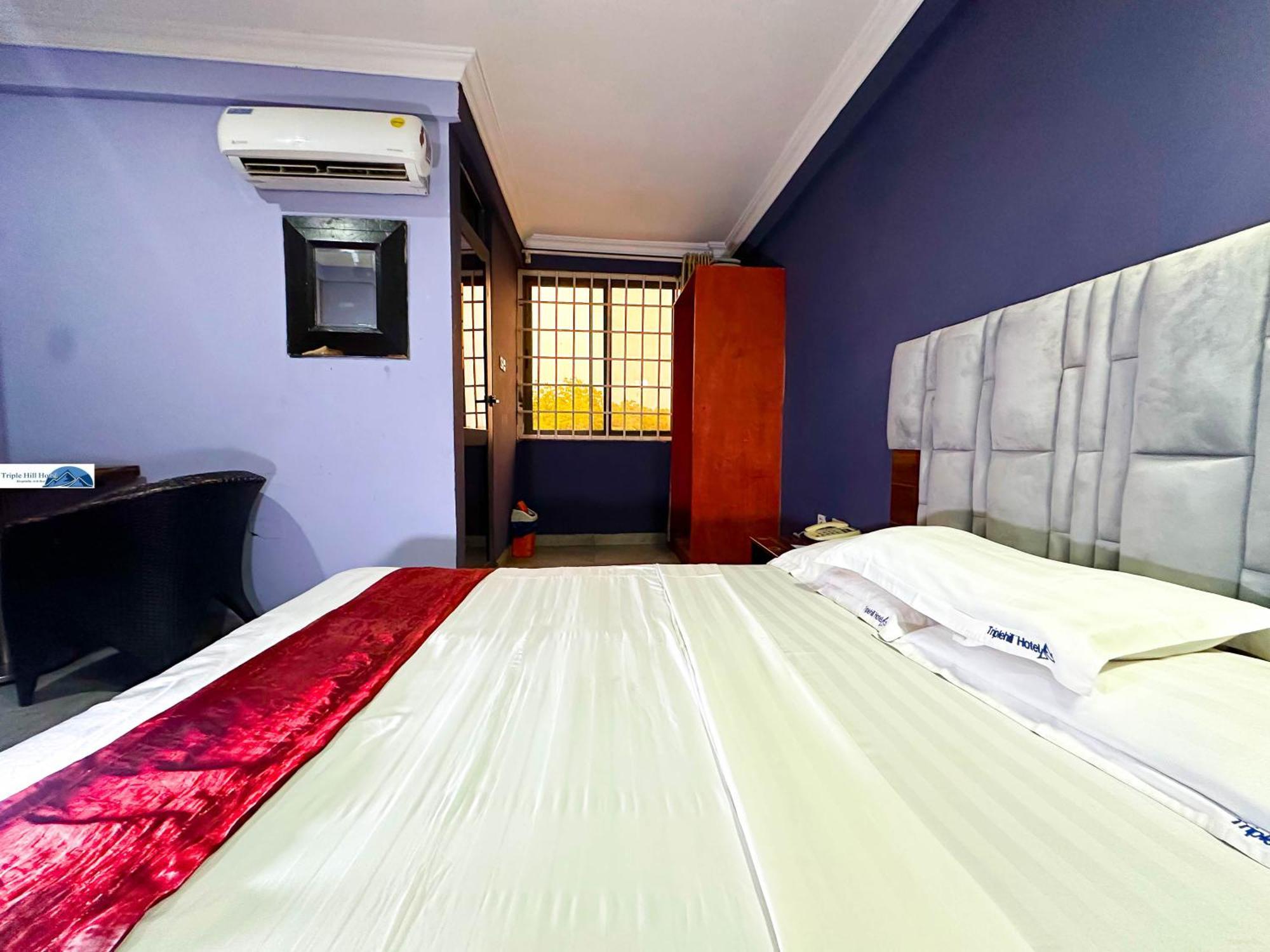 Triple Hill Hotel Weija Luaran gambar