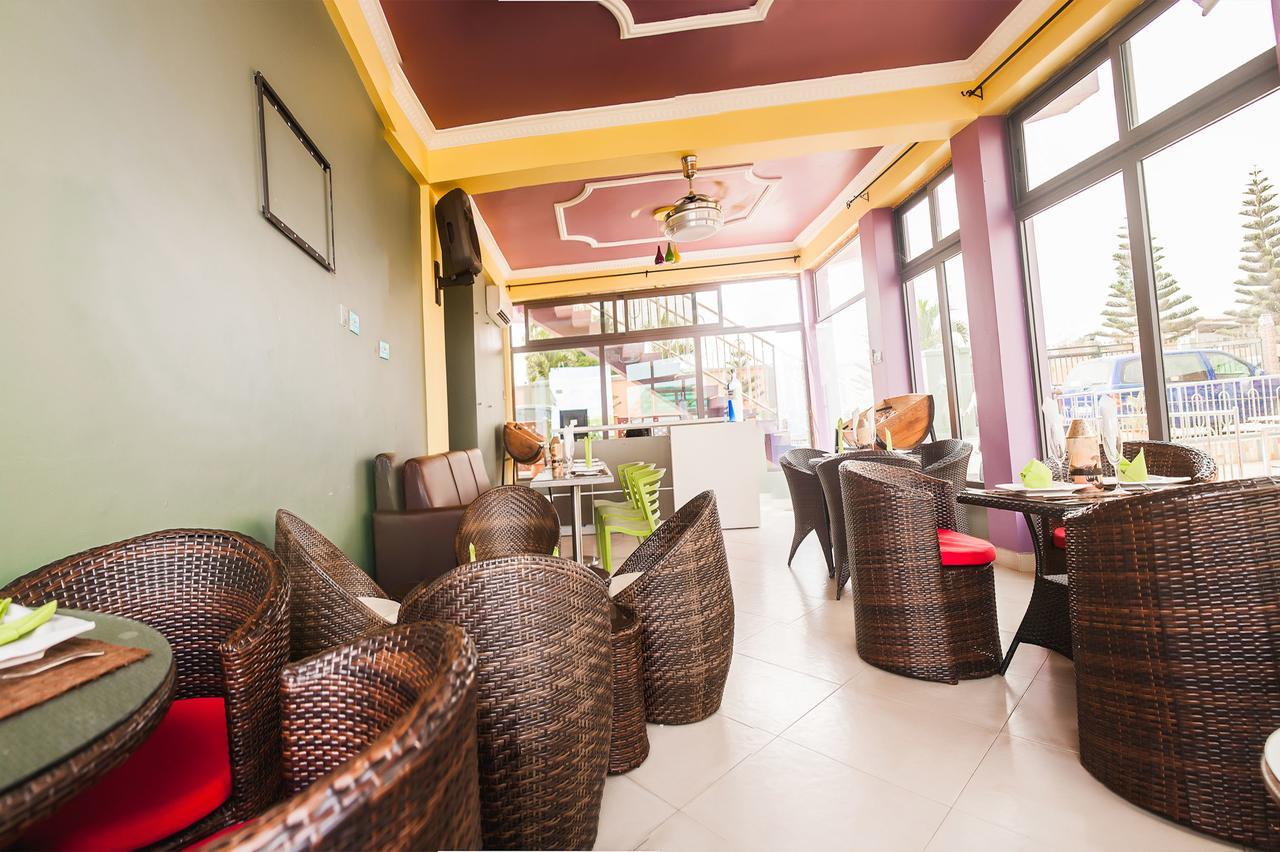 Triple Hill Hotel Weija Luaran gambar